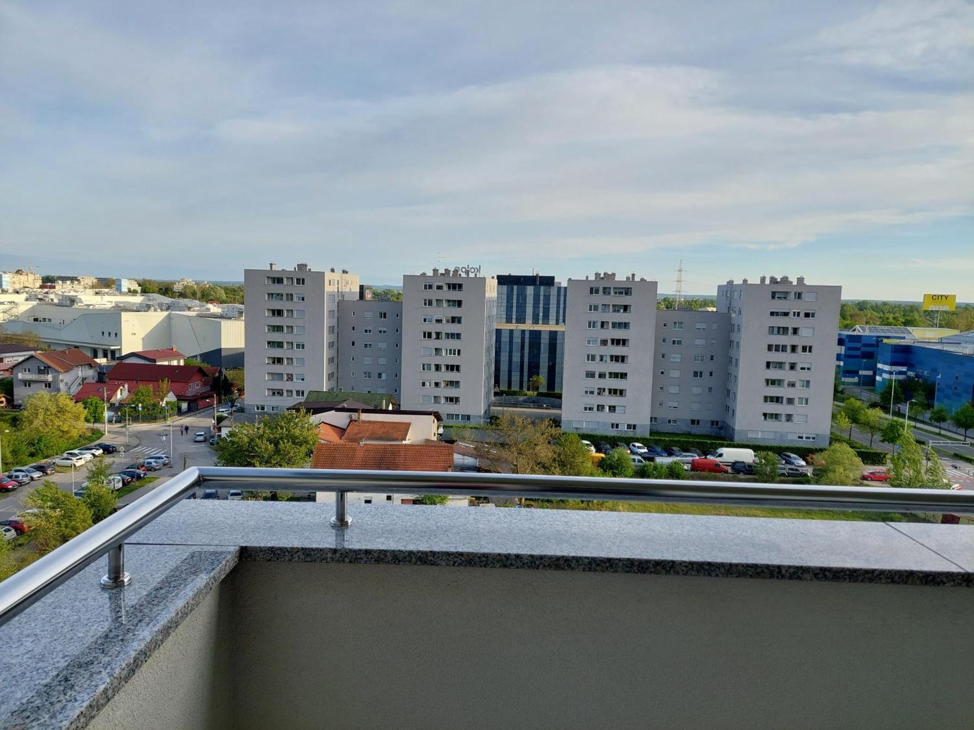 Lanterna Apartment - Free Parking In Garage Záhřeb Exteriér fotografie